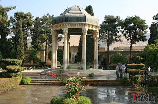 Artin-Trvavel-Shiraz-Hafez-tomb-150x150